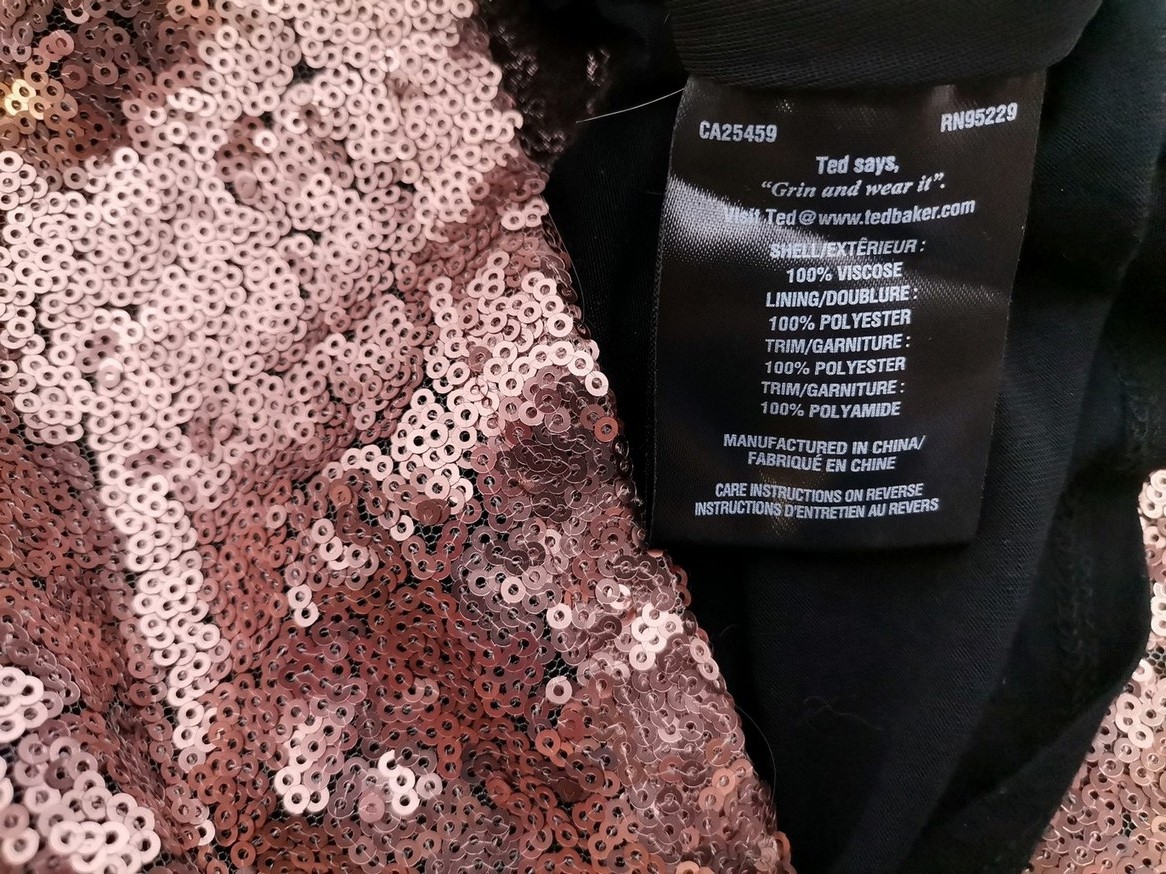IMG_20210514_114710.jpg Ted Baker Rozmiar 1 (36) Kolor Czarny Okrągły dekolt Bluzka Krótki rękaw Materiał Wiskoza 100%