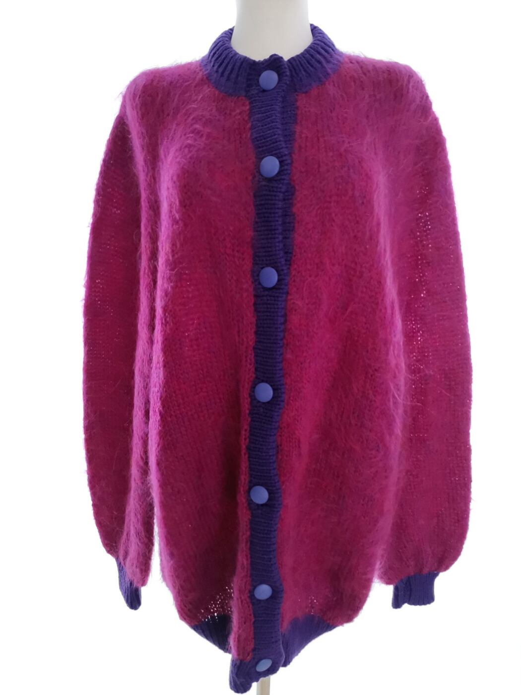 Vintage Rozmiar 46/48 Kolor Fuksja Crew Neck Długi Zapinany Kardigan Długi rękaw