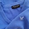 Lyle & Scott Rozmiar M Kolor Niebieski Męski Sweter Długi rękaw Materiał Dziewicza Wełna 100%