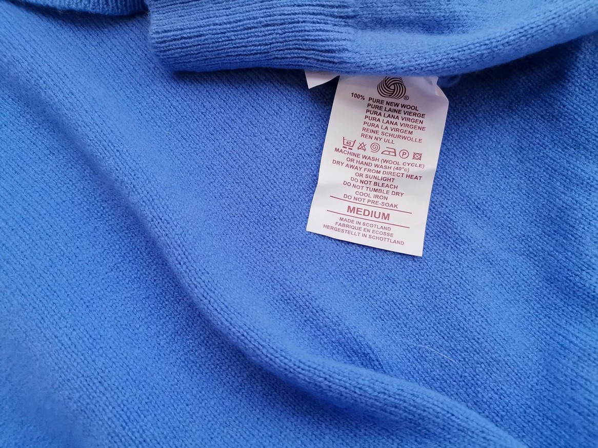 IMG_20210514_133724.jpg Lyle & Scott Rozmiar M Kolor Niebieski Męski Sweter Długi rękaw Materiał Dziewicza Wełna 100%