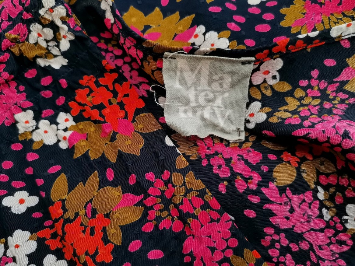 Topshop Rozmiar 10 (38) Kolor Czarny W serek Sukienka A-Line Krótki rękaw Do Kolan Materiał Wiskoza 100% Topshop Rozmiar 10 (38) Kolor Czarny W serek Sukienka A-Line Krótki rękaw Do Kolan Materiał Wiskoza 100%