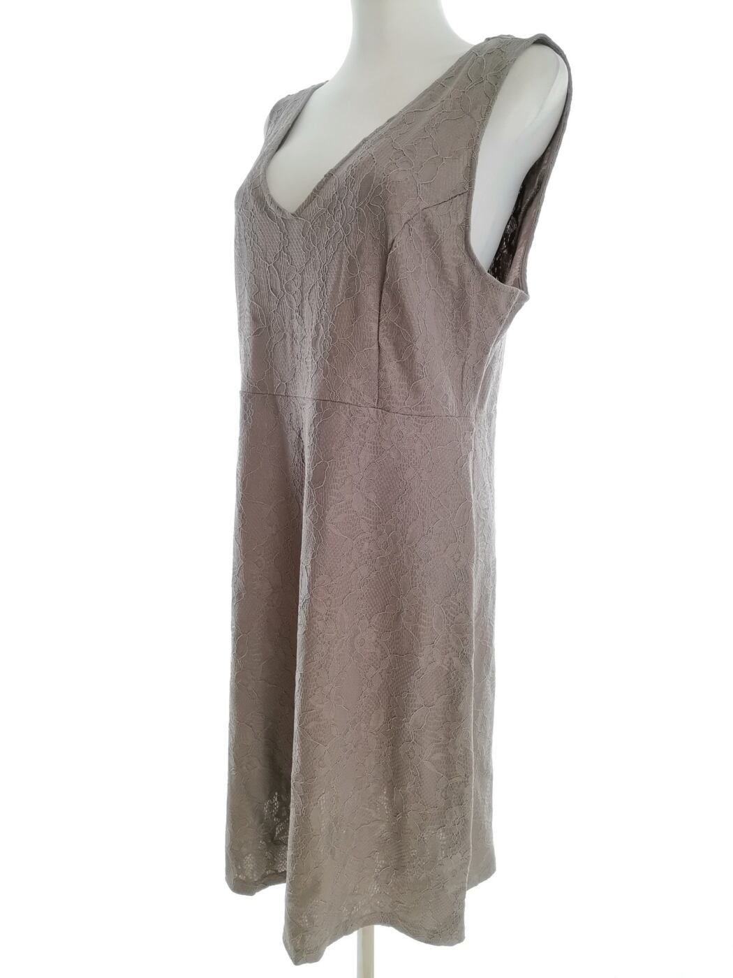 Cream Rozmiar XL Kolor Beżowy W serek Sukienka Prostokątna Bezrękawnik Midi Materiał Wiskoza Cream Rozmiar XL Kolor Beżowy W serek Sukienka Prostokątna Bezrękawnik Midi Materiał Wiskoza