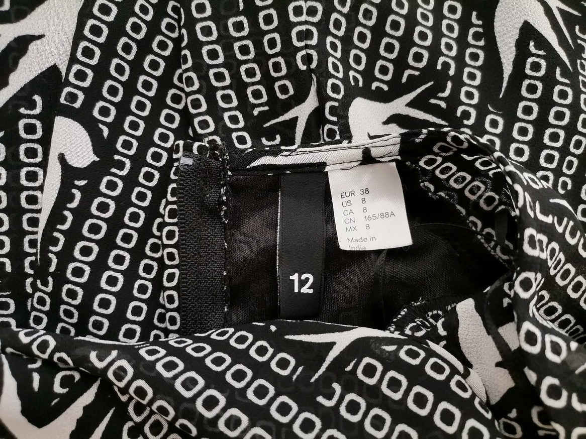 H&m Rozmiar 38 Kolor Czarny Okrągły dekolt Sukienka A-Line Krótki rękaw Do Kolan H&m Rozmiar 38 Kolor Czarny Okrągły dekolt Sukienka A-Line Krótki rękaw Do Kolan
