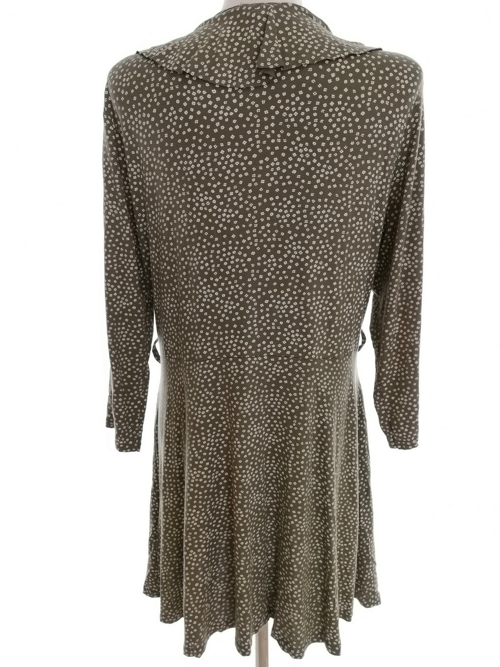 Limited Collection Rozmiar 18 (46) Kolor Khaki Geometryczny Głęboki Serek Tunika Bluzka Rękaw 3/4 Materiał Wiskoza Limited Collection Rozmiar 18 (46) Kolor Khaki Geometryczny Głęboki Serek Tunika Bluzka Rękaw 3/4 Materiał Wiskoza