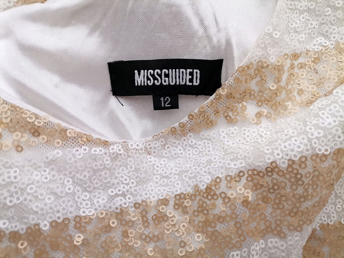 Missguided Rozmiar 12 (40) Kolor Biały Pasy Dekolt U Tunika Bluzka Bezrękawnik Missguided Rozmiar 12 (40) Kolor Biały Pasy Dekolt U Tunika Bluzka Bezrękawnik