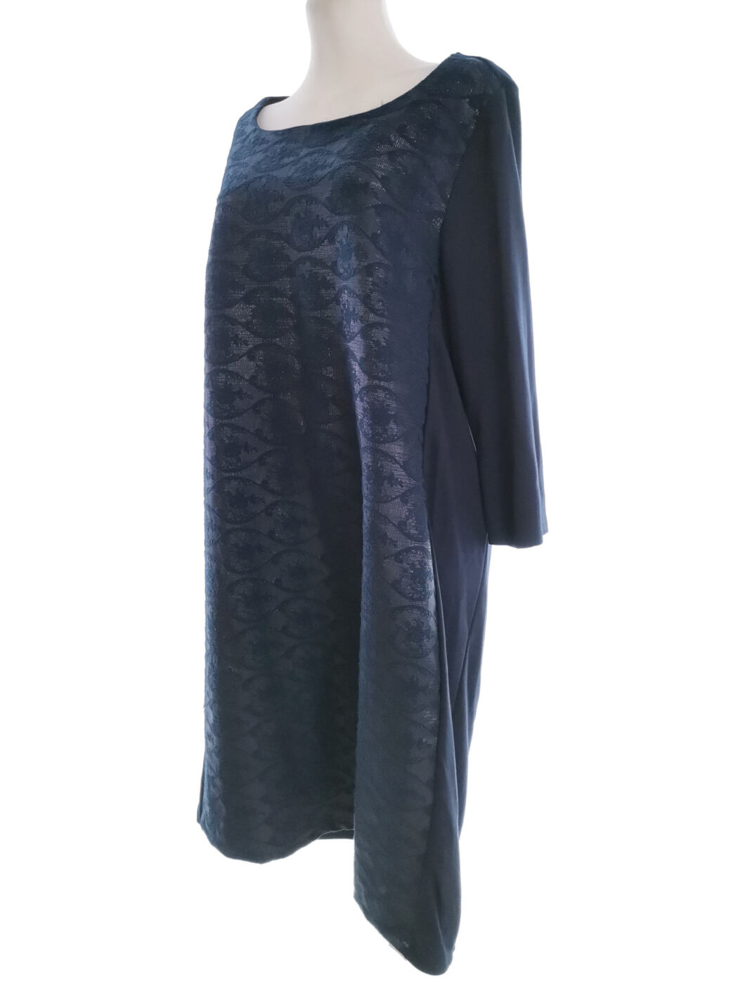 LC Waikiki Rozmiar 42/44 W łódkę Sukienka Sweterkowa Rękaw 3/4 Midi Materiał Wiskoza LC Waikiki Rozmiar 42/44 W łódkę Sukienka Sweterkowa Rękaw 3/4 Midi Materiał Wiskoza