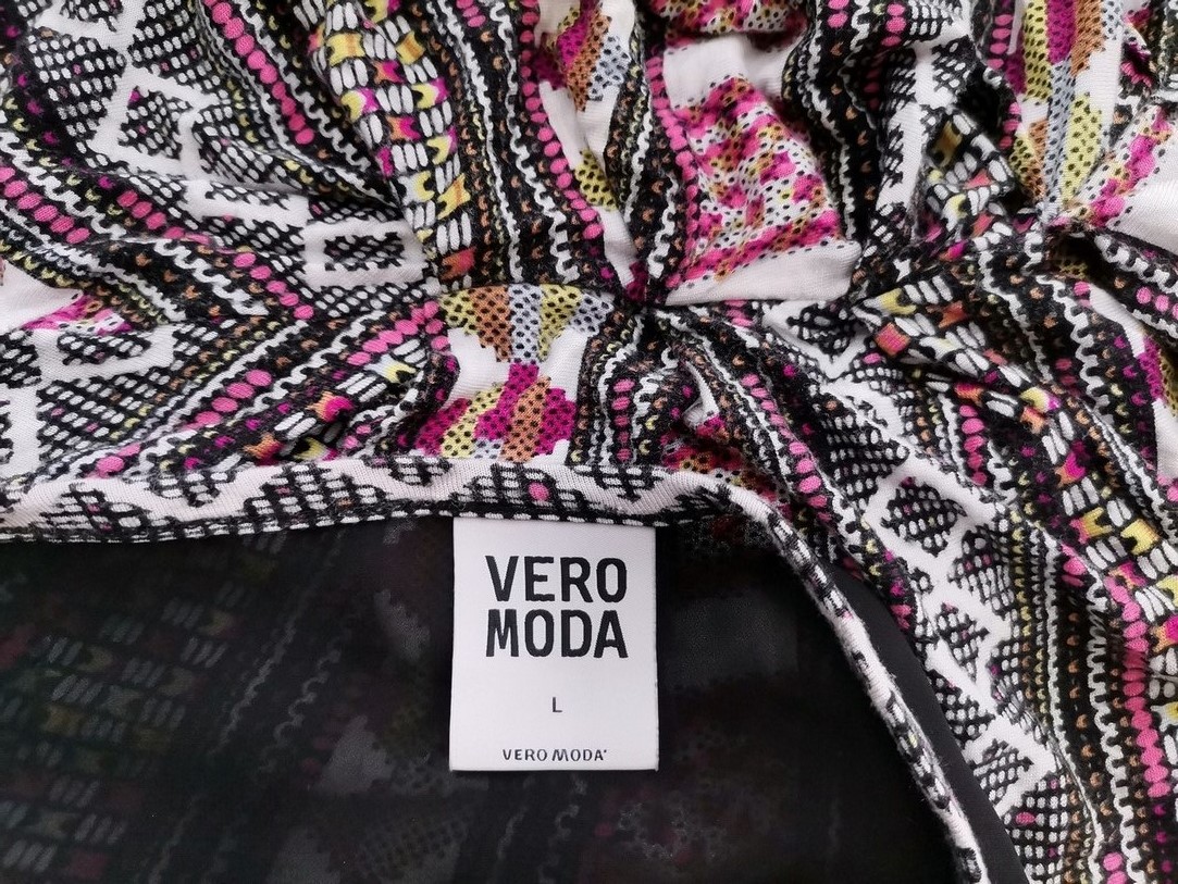 Vero moda Rozmiar L Kolor Czarny Okrągły dekolt Sukienka Sweterkowa Krótki rękaw Do Kolan Materiał Wiskoza 100%