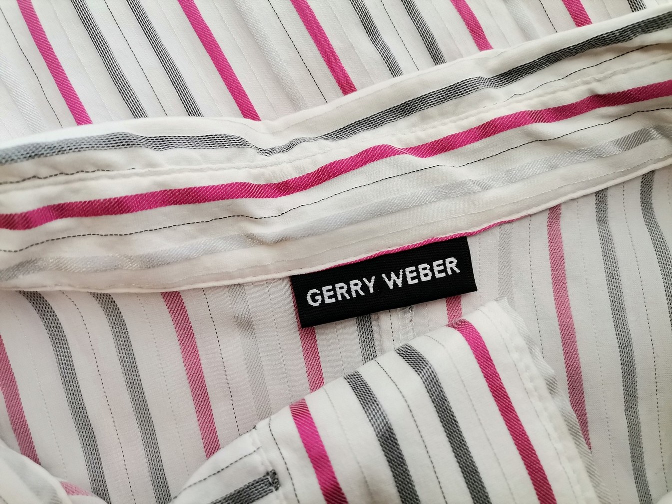 IMG_20210528_112044.jpg Gerry weber Rozmiar 46 Kolor Biały Pasy Kołnierz Koszula Zapinana Bluzka Rękaw 3/4 Materiał Bawełna