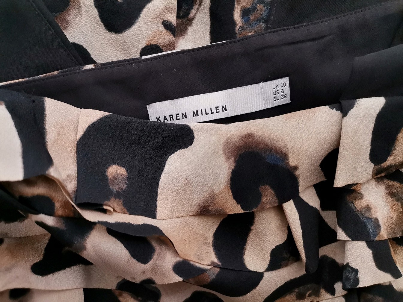 Karen MILLEN Rozmiar 10 (38) Kolor Czarny Kwadratowy dekolt Sukienka Ołówkowa Bezrękawnik Do Kolan Karen MILLEN Rozmiar 10 (38) Kolor Czarny Kwadratowy dekolt Sukienka Ołówkowa Bezrękawnik Do Kolan