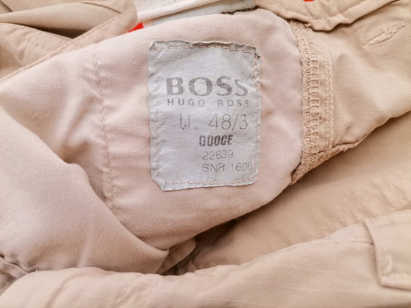 IMG_20210531_121301.jpg Hugo Boss Rozmiar 48 Kolor Beżowy Materiał Bawełna 100%