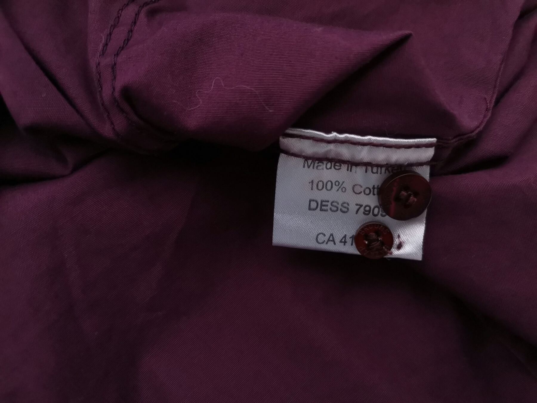 IMG_20210601_121516.jpg BRUUNS BAZAAR Rozmiar L Kolor Purpurowy Kołnierz Męska Koszula Elegancka Długi rękaw Materiał Bawełna 100%