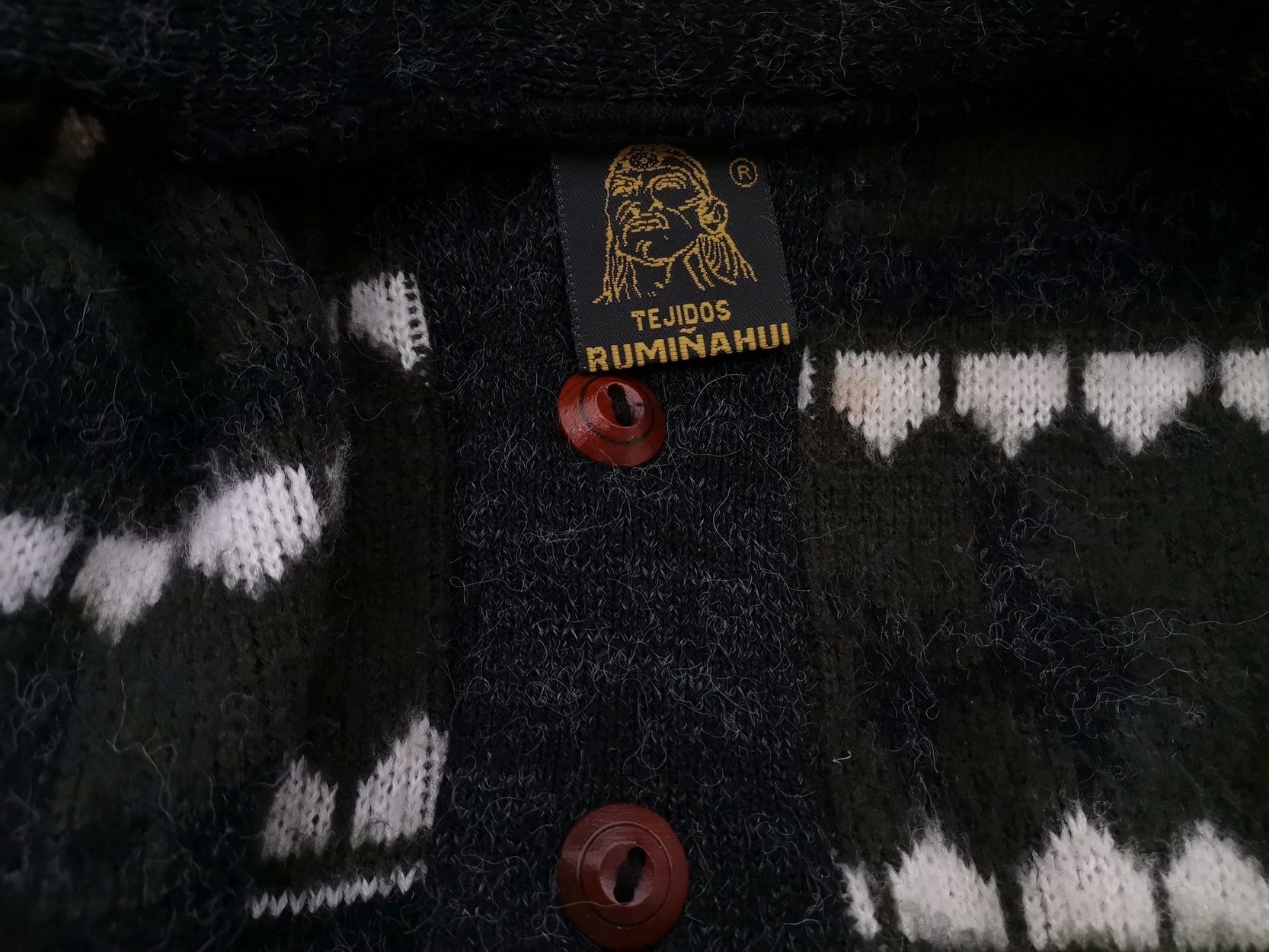 IMG_20210601_124632.jpg Tejidos Ruminahui Rozmiar XL Kolor Khaki Męski Sweter Rozpinany Długi rękaw Materiał Wełna