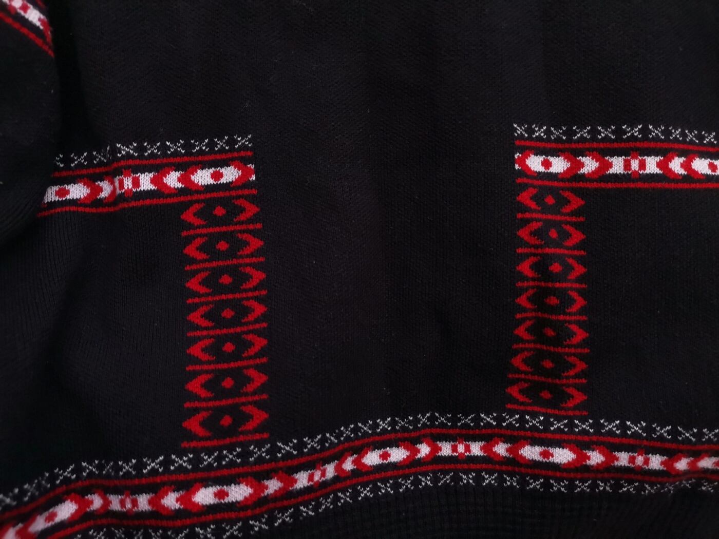 Vintage Rozmiar 38/40 Kolor Czarny Crew Neck Sweter Długi rękaw Cienka dzianina