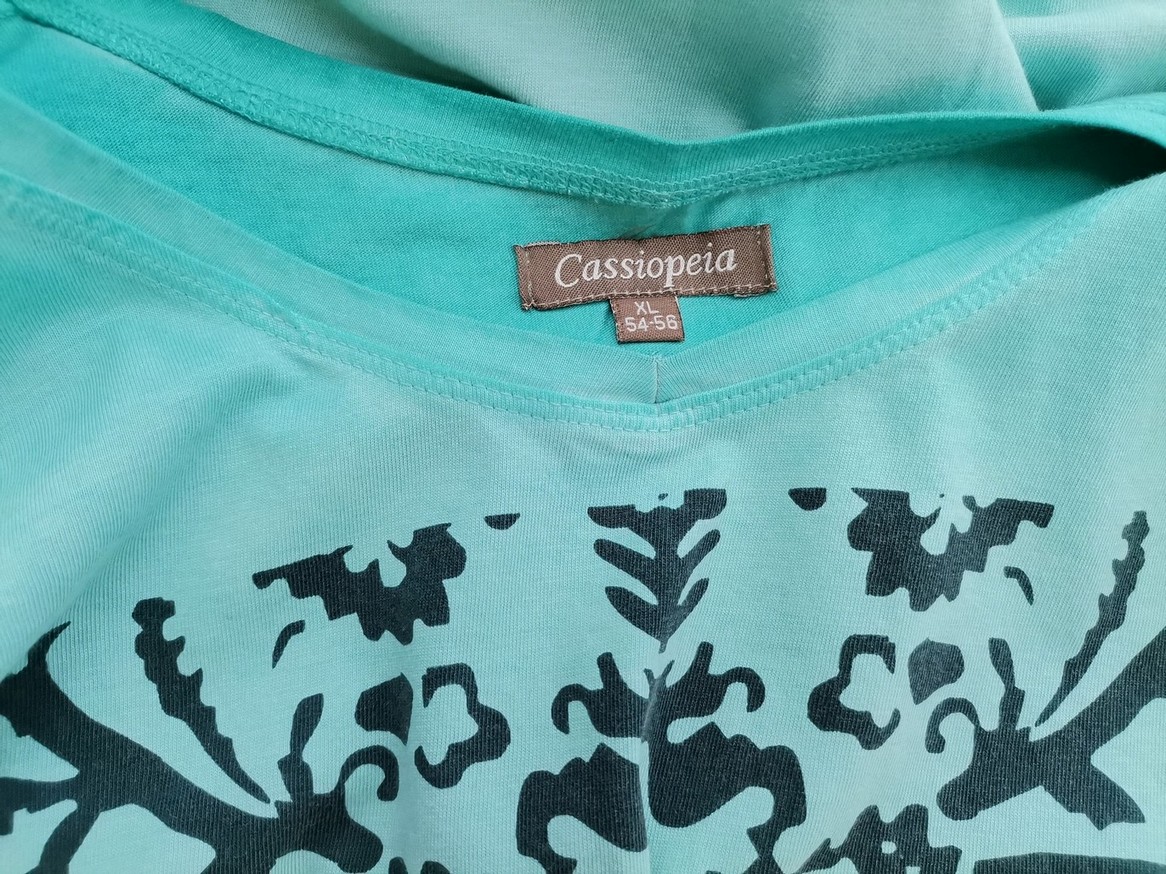 CASSIOPEIA Rozmiar XL (54/56) Kolor Turkusowy Damask Paisley Okrągły dekolt Tunika Bluzka Krótki rękaw Materiał Bawełna 100% CASSIOPEIA Rozmiar XL (54/56) Kolor Turkusowy Damask Paisley Okrągły dekolt Tunika Bluzka Krótki rękaw Materiał Bawełna 100%