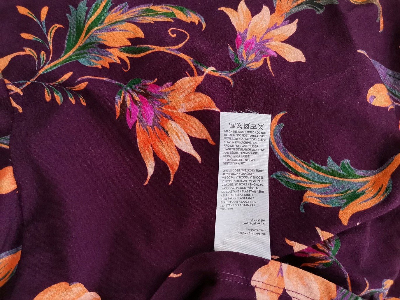 Joe Browns Rozmiar 18 (46) Kolor Purpurowy W serek Sukienka Zawijana Rękaw 3/4 Midi Materiał Wiskoza Joe Browns Rozmiar 18 (46) Kolor Purpurowy W serek Sukienka Zawijana Rękaw 3/4 Midi Materiał Wiskoza