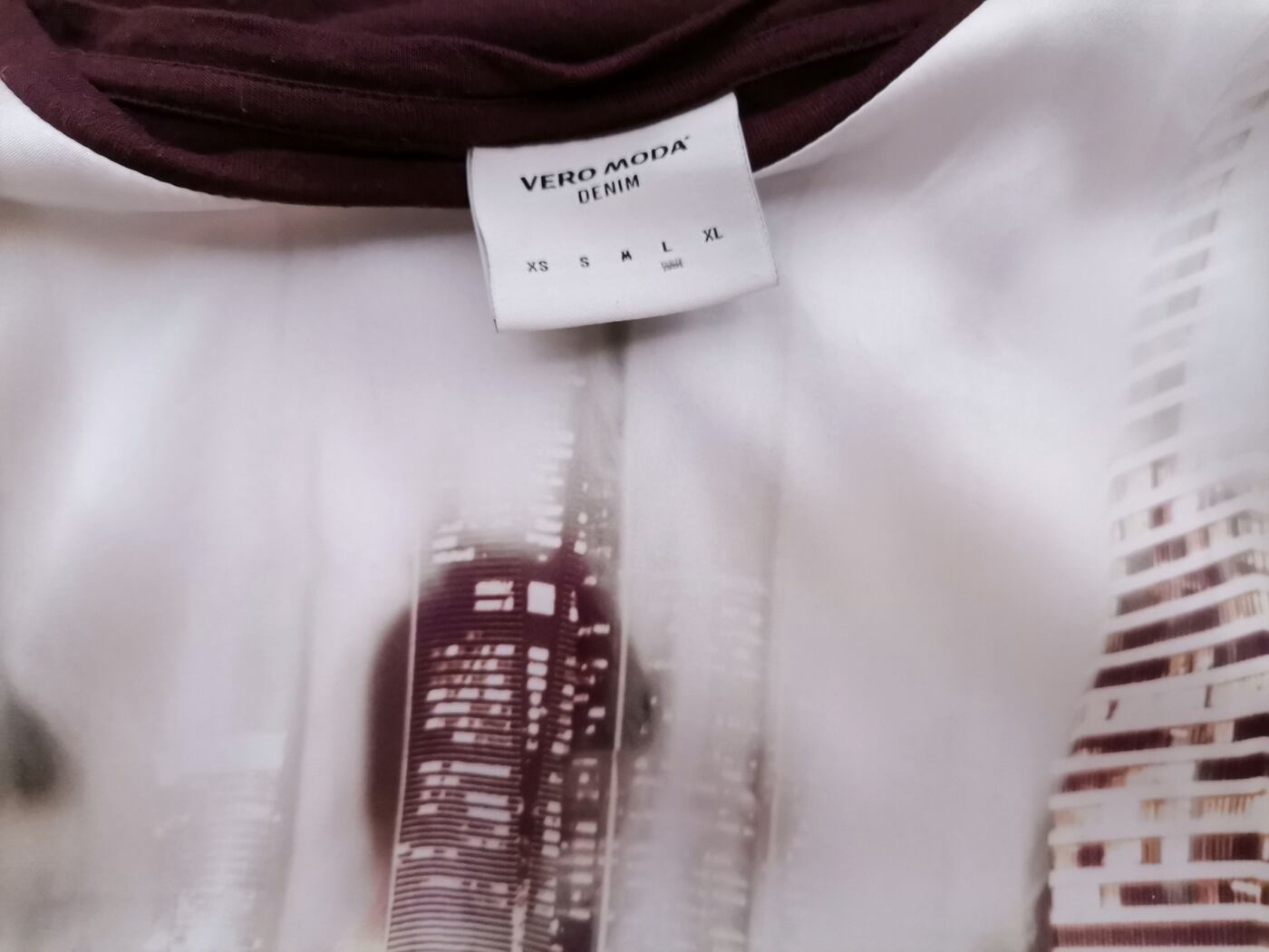 Vero moda Rozmiar L Kolor Brązowy Okrągły dekolt Bluzka Krótki rękaw Materiał Wiskoza