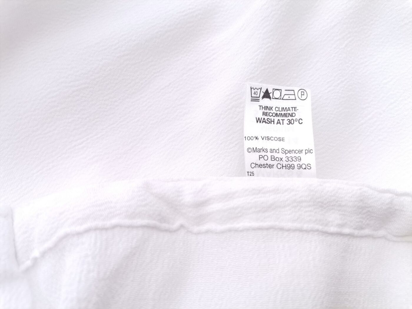 IMG_20210611_140202.jpg Marks&spencer Rozmiar 14 (42) Kolor Biały Spodnie Eleganckie Materiał Wiskoza 100%