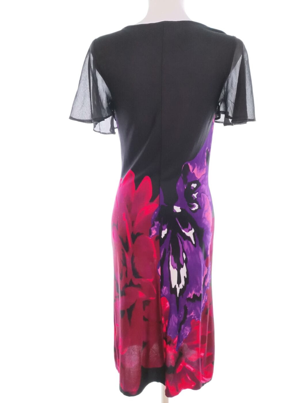 Star by Julienmacdonald Rozmiar 10 (38) Kolor Czarny Okrągły dekolt Sukienka Ołówkowa Krótki rękaw Midi Materiał Wiskoza 100% Star by Julienmacdonald Rozmiar 10 (38) Kolor Czarny Okrągły dekolt Sukienka Ołówkowa Krótki rękaw Midi Materiał Wiskoza 100%