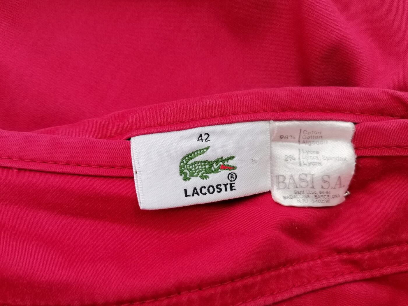 IMG_20210615_134720.jpg Lacoste Rozmiar 42 Kolor Czerwony Spodnie Rybaczki Materiał Bawełna