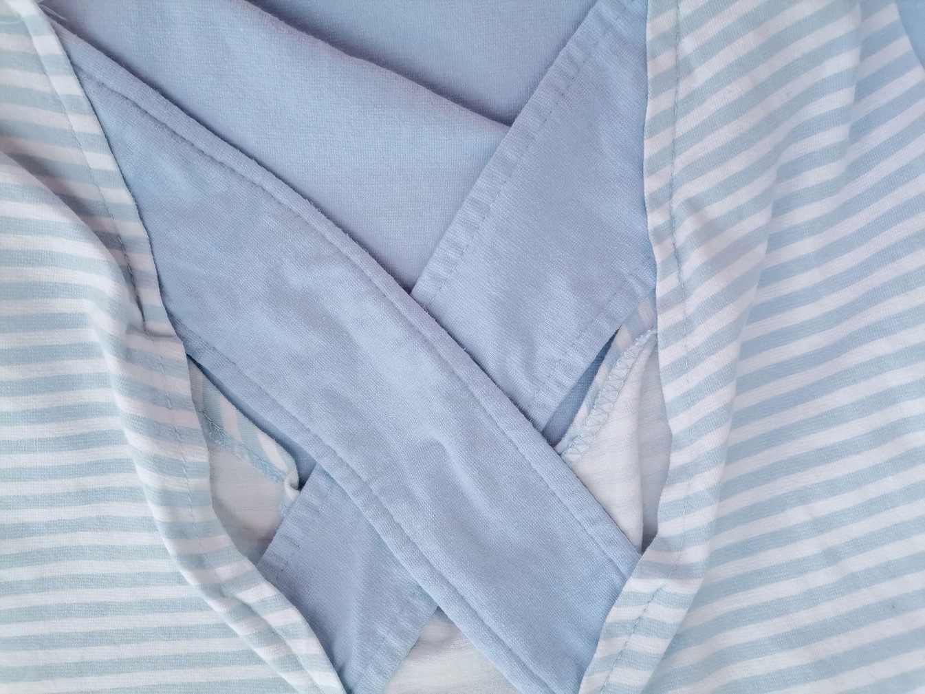 Vintage Rozmiar 40 Kolor Niebieski Pasy Okrągły dekolt Tunika Bluzka Krótki rękaw Materiał Bawełna Vintage Rozmiar 40 Kolor Niebieski Pasy Okrągły dekolt Tunika Bluzka Krótki rękaw Materiał Bawełna