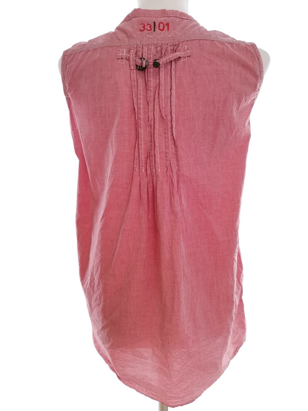 IMG_20210622_141652.jpg G-Star Raw Rozmiar M Kolor Różowy Okrągły dekolt Bluzka Popover Guziki Bezrękawnik Materiał Bawełna 100%