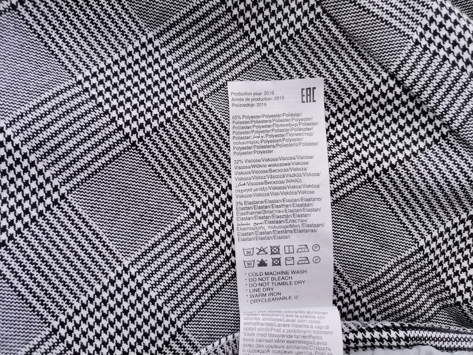 IMG_20210628_142629.jpg Vero moda Rozmiar L Kolor Szary Krata Spodnie Eleganckie