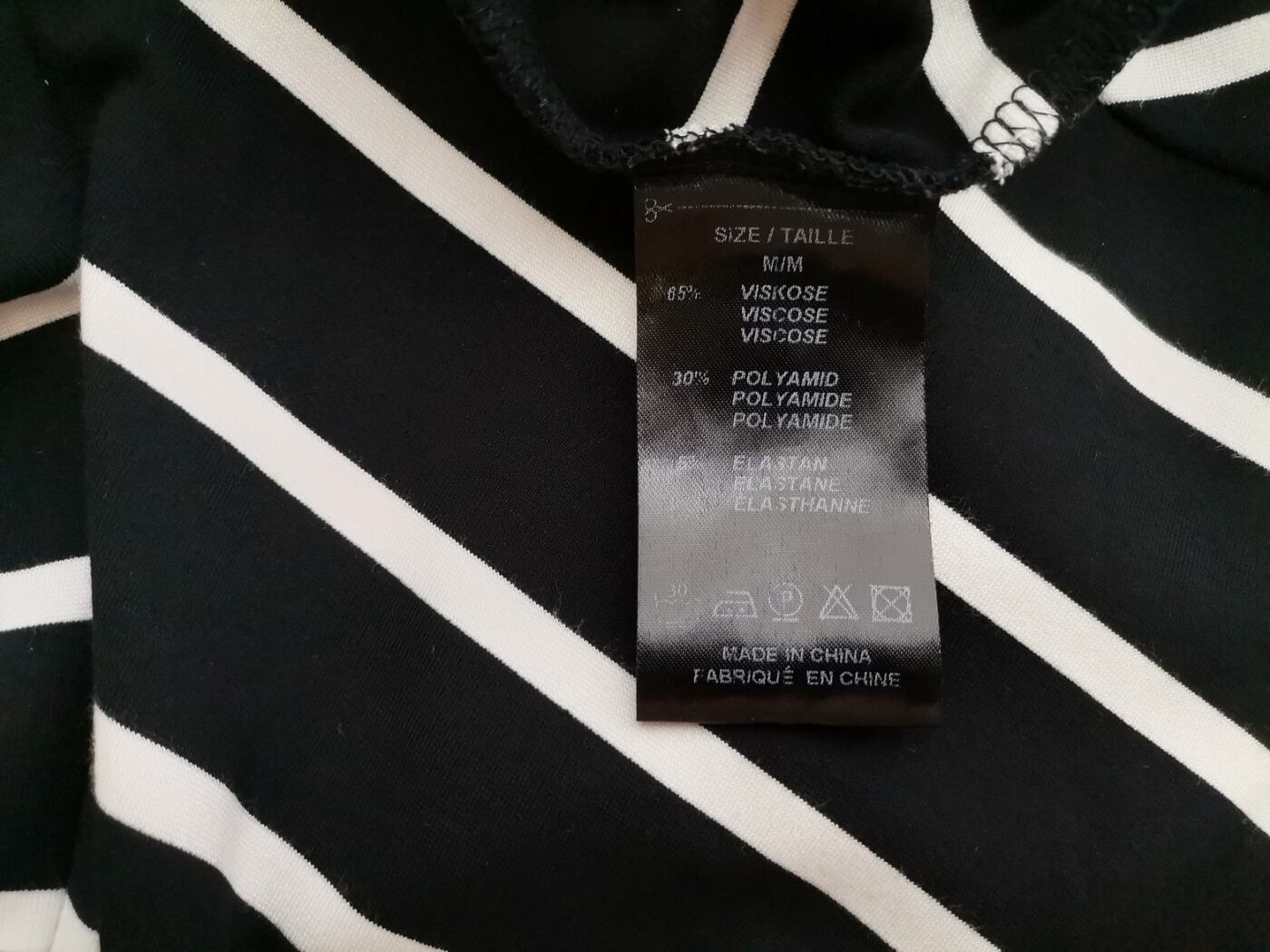 Philosophy blues original Rozmiar M Kolor Granatowy Pasy Okrągły dekolt Sukienka Bodycon Bezrękawnik Do Kolan Materiał Wiskoza Philosophy blues original Rozmiar M Kolor Granatowy Pasy Okrągły dekolt Sukienka Bodycon Bezrękawnik Do Kolan Materiał Wiskoza