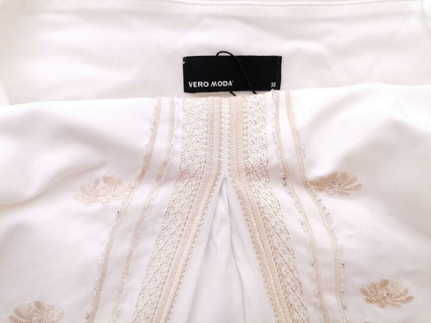 Vero moda Rozmiar 38 Kolor Biały A-Line Spódnica Midi Materiał Bawełna
