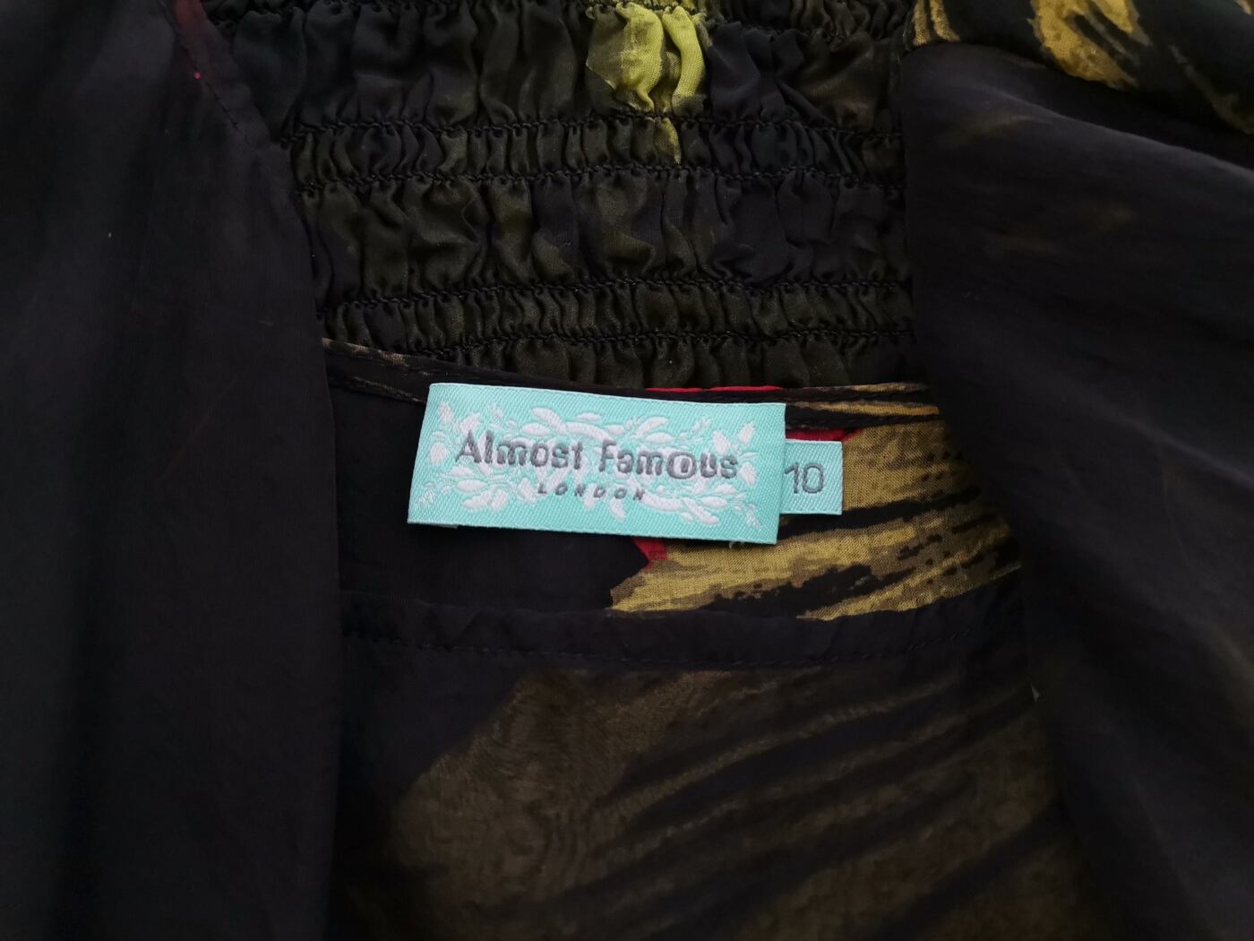 Almost Famous Rozmiar 10 (38) Kolor Czarny Roślinny Liście W łódkę Bluzka Rękaw 3/4 Materiał Jedwab 100%