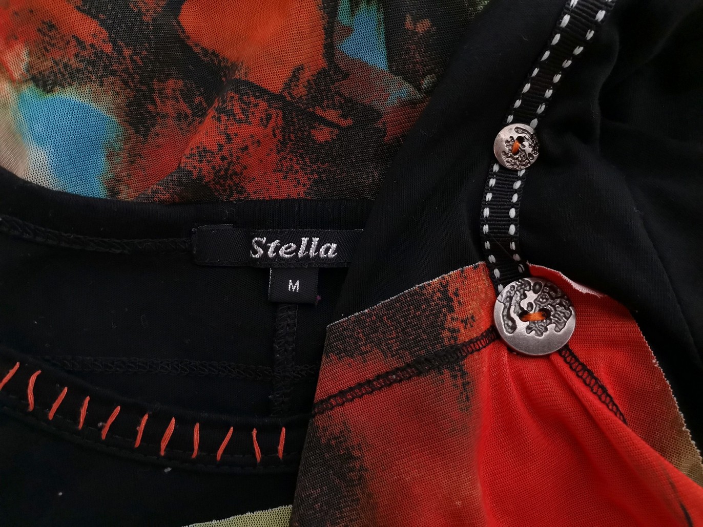 STELLA Rozmiar M Kolor Czarny Okrągły dekolt Sukienka Sweterkowa Długi rękaw Krótka STELLA Rozmiar M Kolor Czarny Okrągły dekolt Sukienka Sweterkowa Długi rękaw Krótka