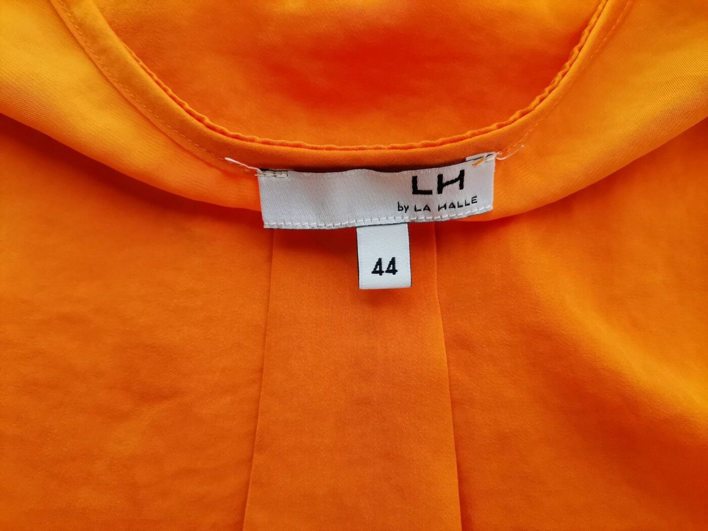 LH by LA HALLE Rozmiar 44 Kolor Pomarańczowy Okrągły dekolt Sukienka Prostokątna Krótki rękaw Midi LH by LA HALLE Rozmiar 44 Kolor Pomarańczowy Okrągły dekolt Sukienka Prostokątna Krótki rękaw Midi