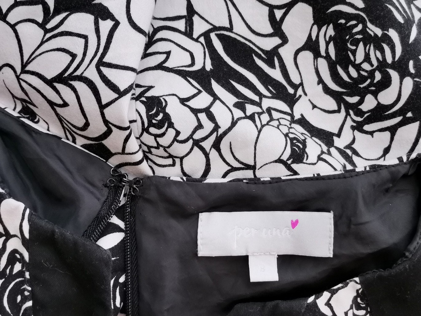 Rozmiar 8 (36) Kolor Czarny Split Crew Neck Sukienka Ołówkowa Krótki rękaw Midi Materiał Bawełna