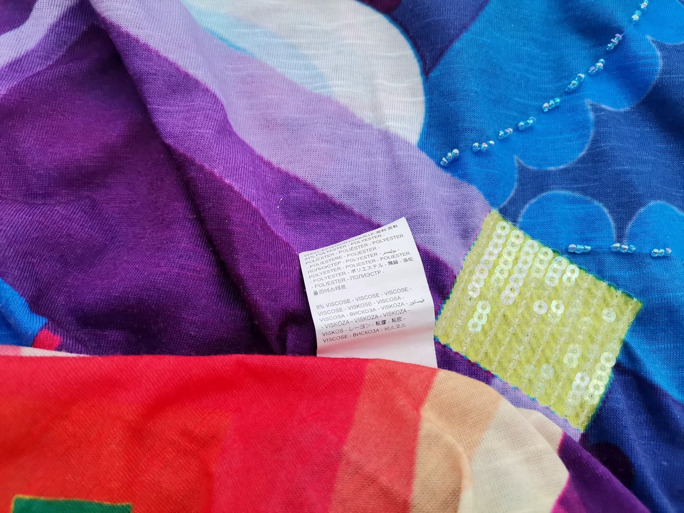 DESIGUAL Rozmiar M Kolor Niebieski Geometryczny Okrągły dekolt Tunika Bluzka Krótki rękaw Materiał Wiskoza DESIGUAL Rozmiar M Kolor Niebieski Geometryczny Okrągły dekolt Tunika Bluzka Krótki rękaw Materiał Wiskoza