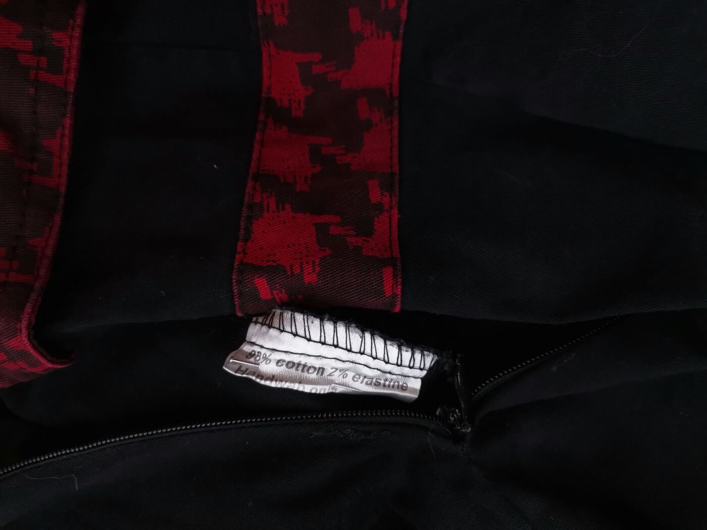 Collectif Rozmiar 12 (40) Kolor Czarny Halter Sukienka Ołówkowa Bezrękawnik Midi Materiał Bawełna Collectif Rozmiar 12 (40) Kolor Czarny Halter Sukienka Ołówkowa Bezrękawnik Midi Materiał Bawełna