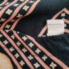 River island Rozmiar 12 (38) Kolor Granatowy W serek Bluzka Krótki rękaw Materiał Wiskoza 100%
