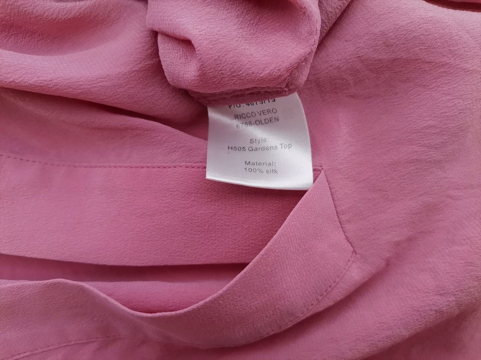 IMG_20210802_112917.jpg Ricco Vero Rozmiar 34 Kolor Różowy Split Crew Neck Bluzka Krótki rękaw Materiał Jedwab 100%