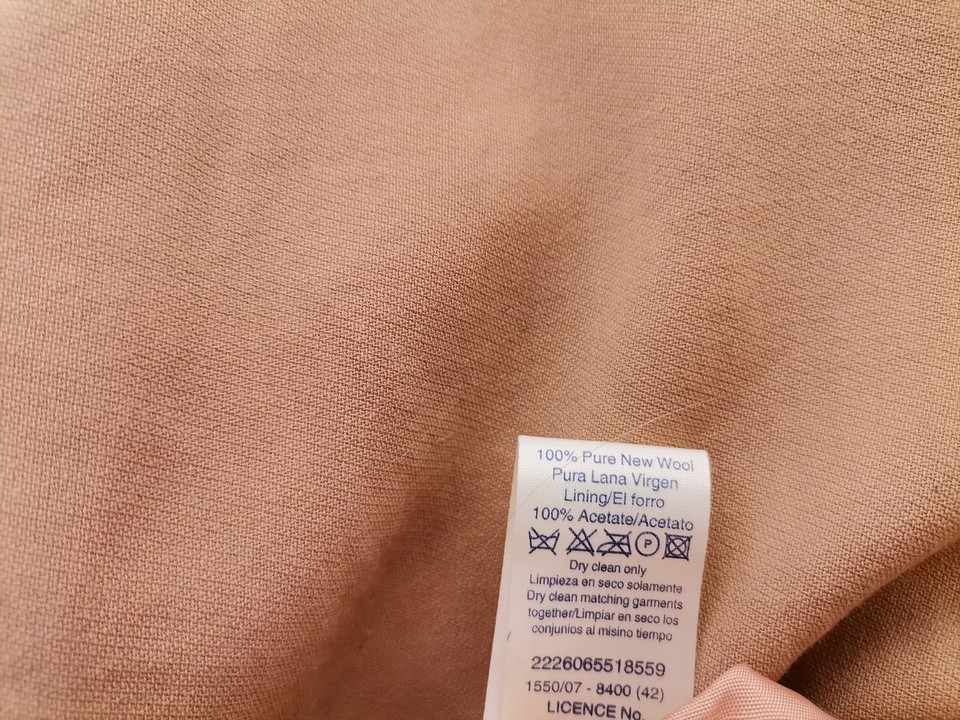 Dorothy perkins Rozmiar 12 (38) Kolor Beżowy Okrągły dekolt Sukienka Prostokątna Bezrękawnik Do Kolan Materiał Wełna Jagnięca 100% Dorothy perkins Rozmiar 12 (38) Kolor Beżowy Okrągły dekolt Sukienka Prostokątna Bezrękawnik Do Kolan Materiał Wełna Jagnięca 100%