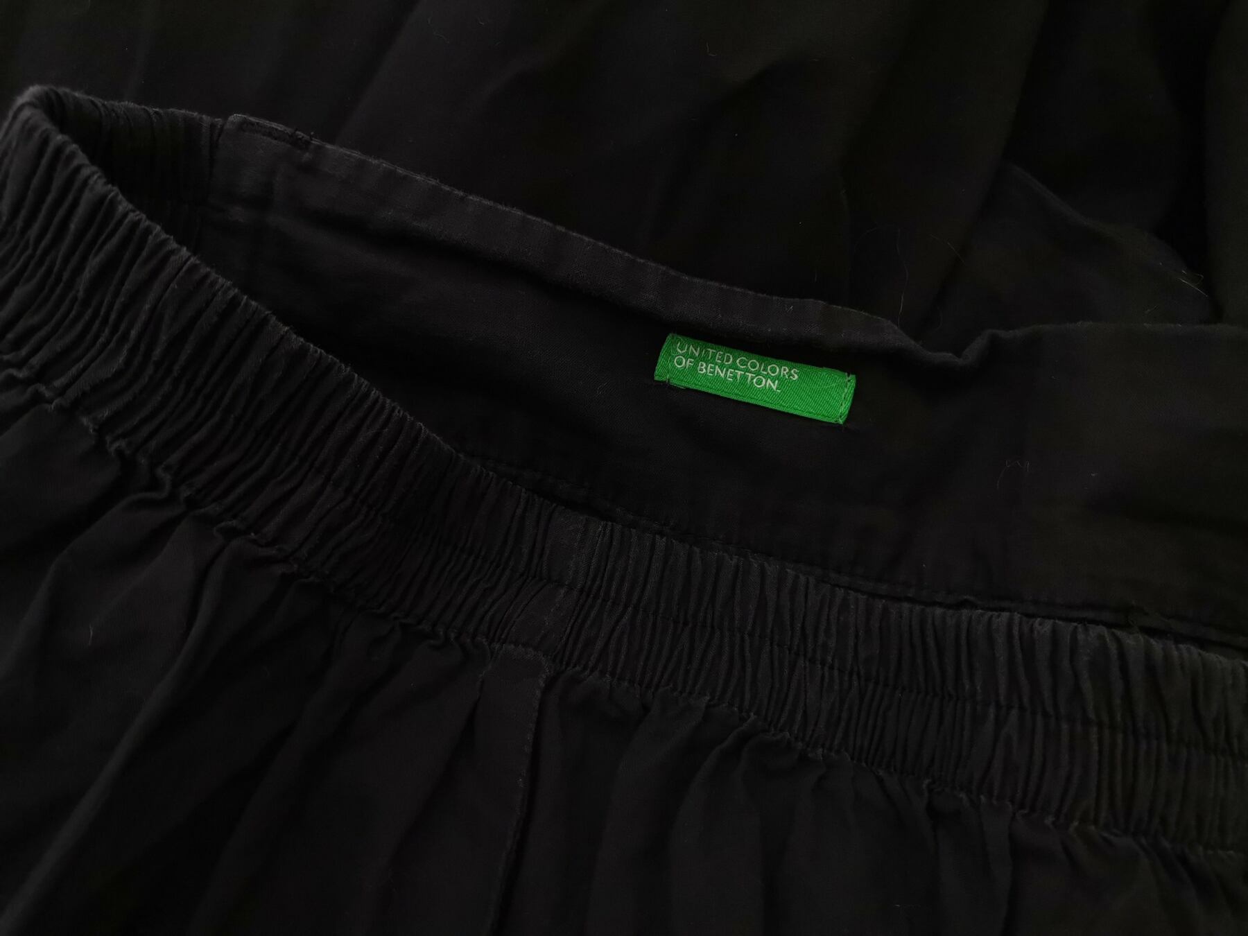 IMG_20210803_122946.jpg United colors benetton Rozmiar 40 Kolor Czarny Spodnie Casual