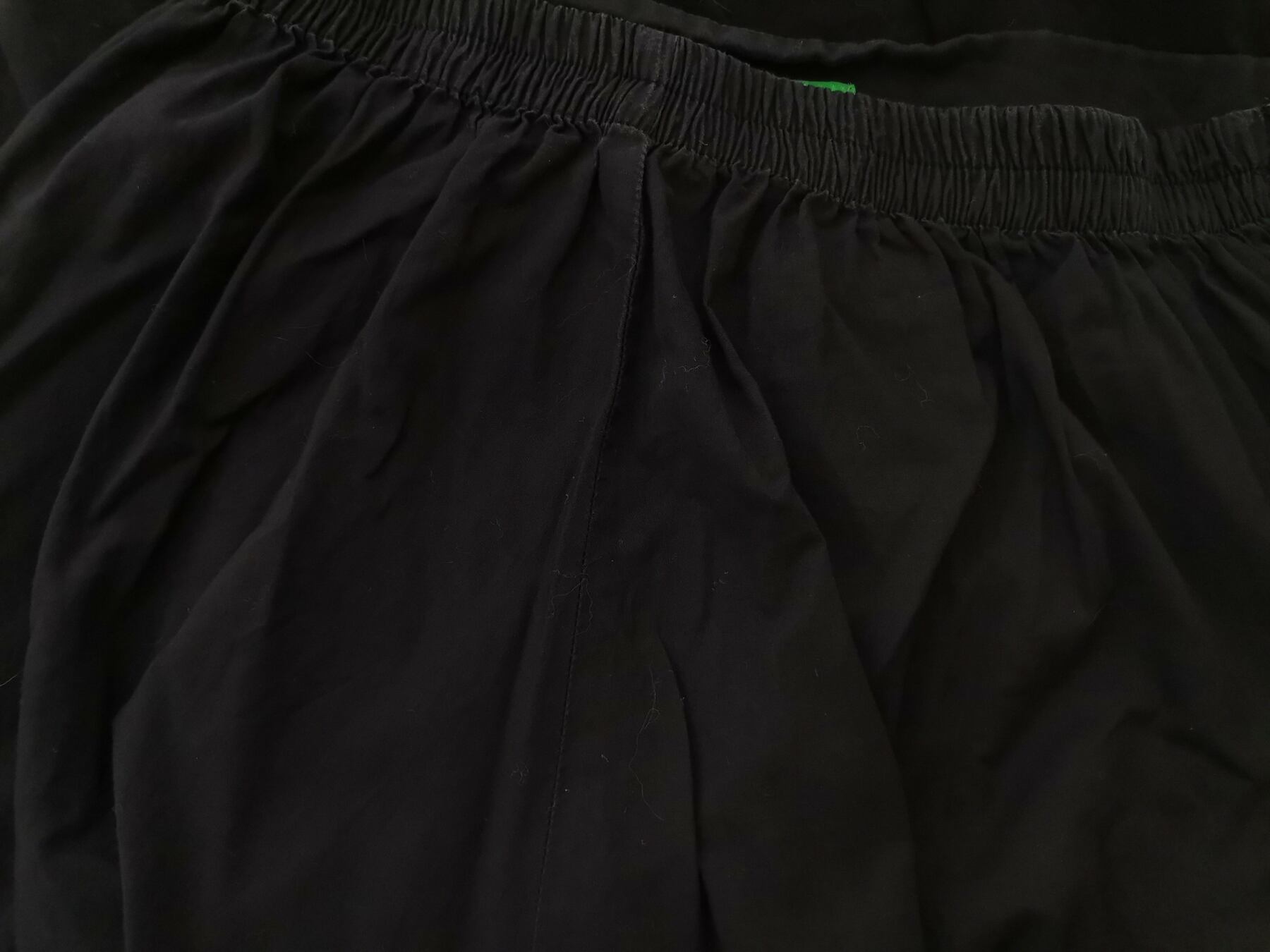 IMG_20210803_123001.jpg United colors benetton Rozmiar 40 Kolor Czarny Spodnie Casual