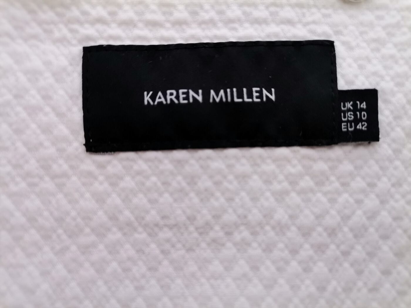 IMG_20210805_124906.jpg Karen MILLEN Rozmiar 14 (42) Kolor Biały Kołnierz Żakiet z zapięciem Długi rękaw Materiał Bawełna