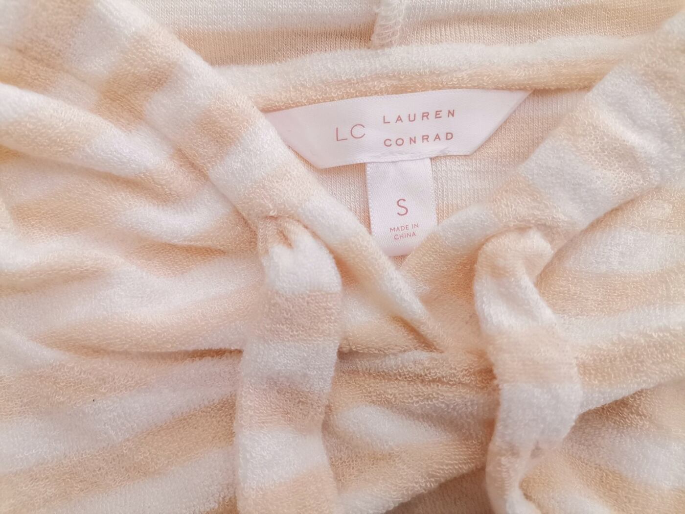 Lauren Conrad Rozmiar S Kolor Kremowy Pasy Okrągły dekolt Sweter Długi rękaw Materiał Rayon