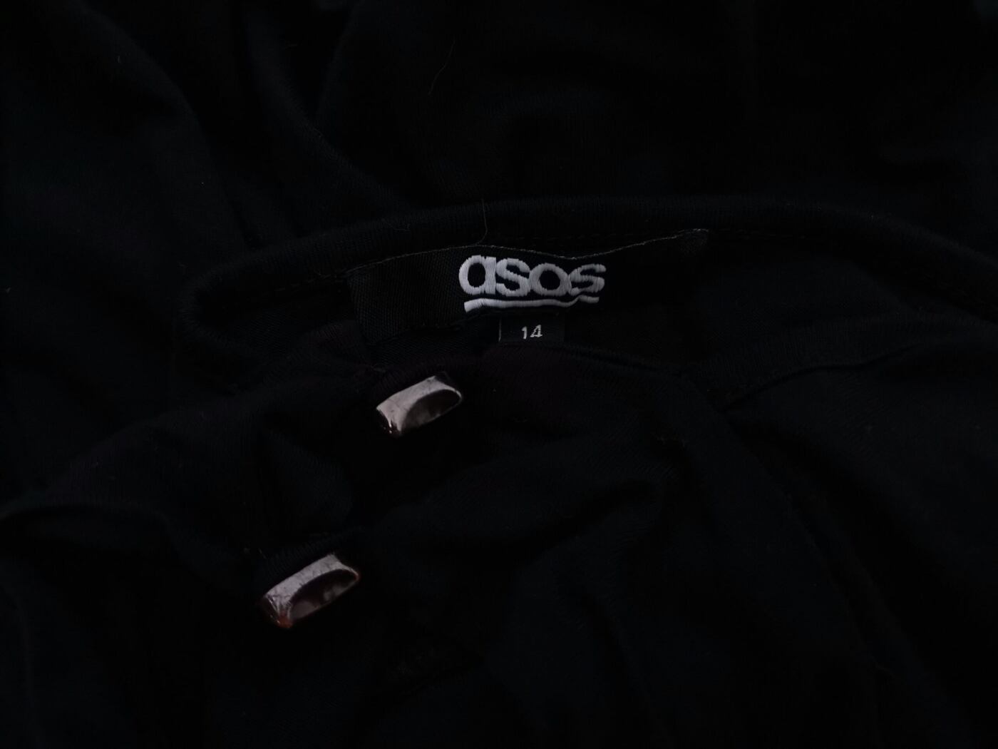 ASOS Rozmiar 14 (42) Kolor Czarny Pół golf Suknia Balowa Sukienka Wieczorowa Krótki rękaw Długa Materiał Wiskoza ASOS Rozmiar 14 (42) Kolor Czarny Pół golf Suknia Balowa Sukienka Wieczorowa Krótki rękaw Długa Materiał Wiskoza