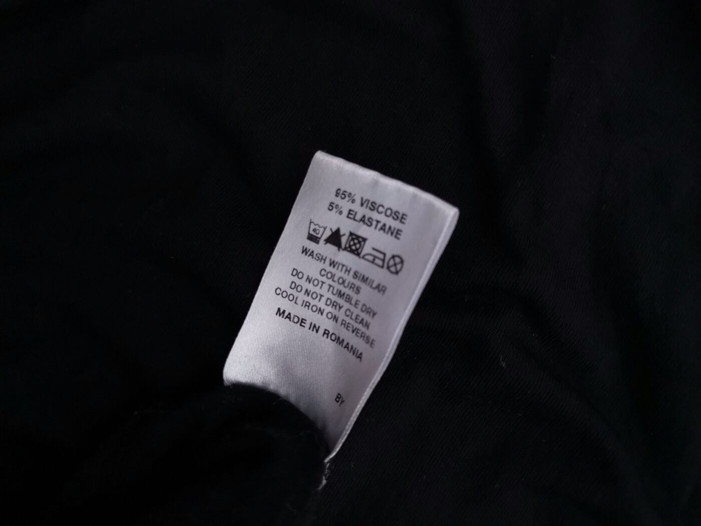 ASOS Rozmiar 14 (42) Kolor Czarny Pół golf Suknia Balowa Sukienka Wieczorowa Krótki rękaw Długa Materiał Wiskoza ASOS Rozmiar 14 (42) Kolor Czarny Pół golf Suknia Balowa Sukienka Wieczorowa Krótki rękaw Długa Materiał Wiskoza