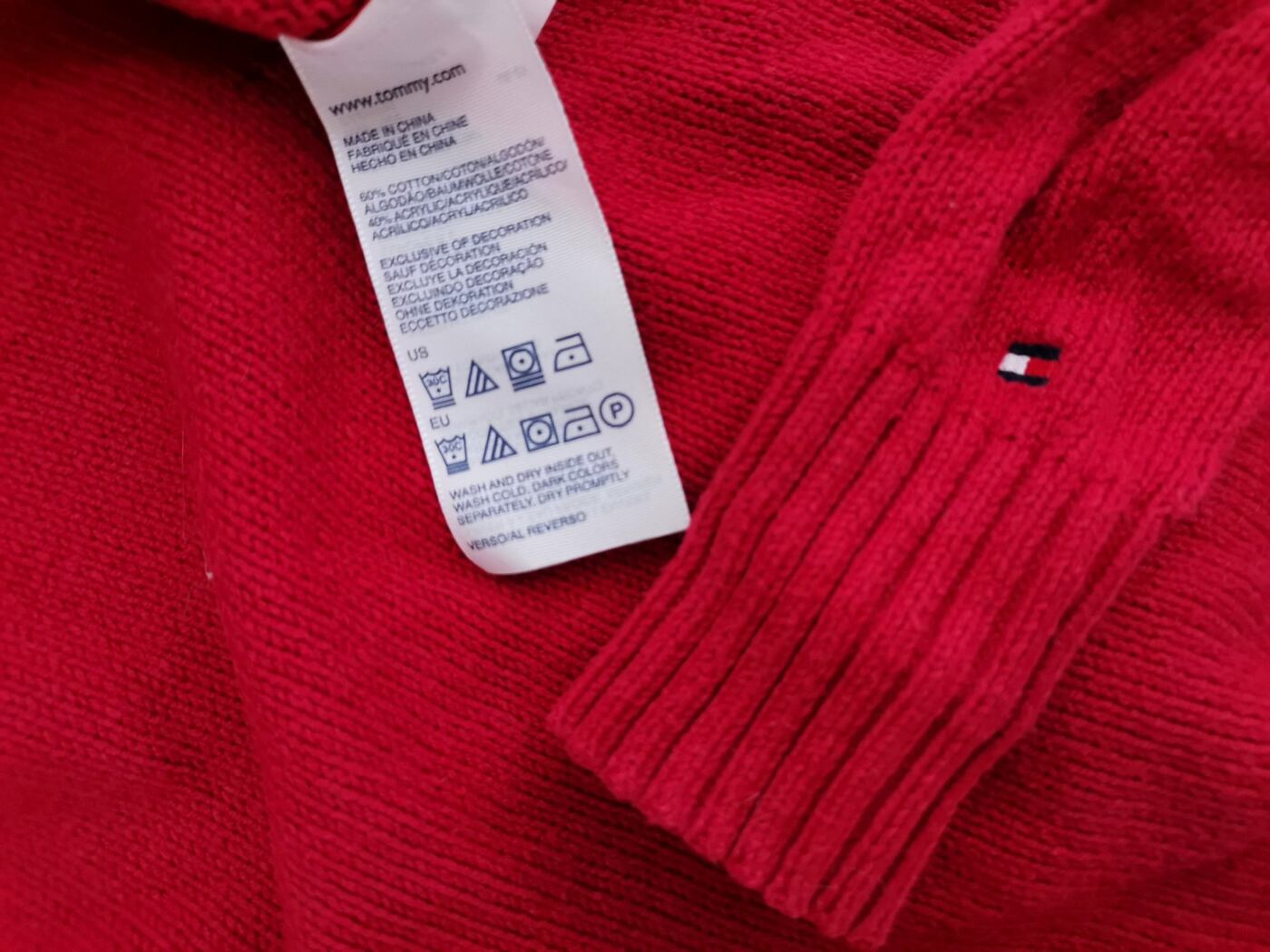 IMG_20210805_145004.jpg Tommy hilfiger Rozmiar S Kolor Bordowy Kołnierz Sweter Długi rękaw Materiał Bawełna Cienka dzianina