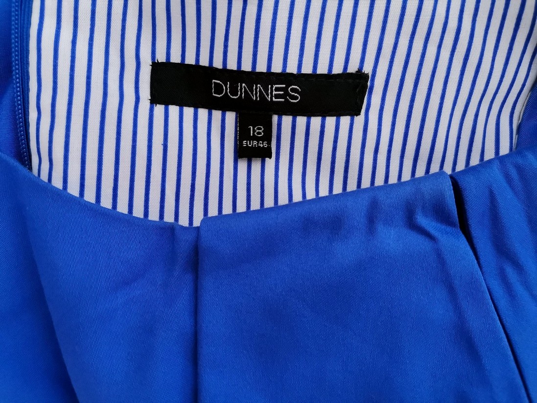 Dunnes Rozmiar 18 (46) Kolor Niebieski Okrągły dekolt Sukienka Prostokątna Krótki rękaw Do Kolan Materiał Bawełna Dunnes Rozmiar 18 (46) Kolor Niebieski Okrągły dekolt Sukienka Prostokątna Krótki rękaw Do Kolan Materiał Bawełna