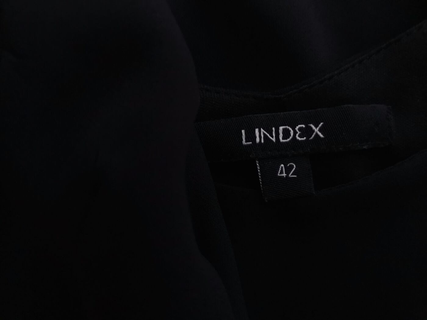 Lindex Rozmiar 42 Kolor Czarny Odkryte Ramiona Sukienka Slip Bezrękawnik Midi Lindex Rozmiar 42 Kolor Czarny Odkryte Ramiona Sukienka Slip Bezrękawnik Midi