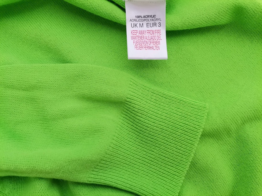 IMG_20210809_131358.jpg River island Rozmiar M Kolor Zielony W serek Sweter Długi rękaw Materiał Akryl 100% Cienka dzianina