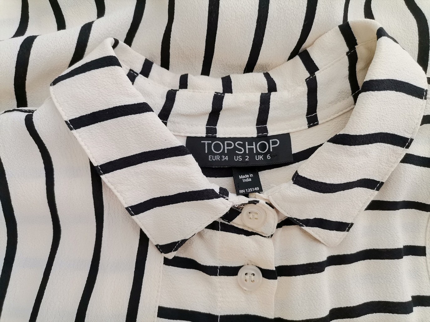 Topshop Rozmiar 34 Kolor Kremowy Pasy Kołnierz Tunika Zapinana Bluzka Bezrękawnik Topshop Rozmiar 34 Kolor Kremowy Pasy Kołnierz Tunika Zapinana Bluzka Bezrękawnik