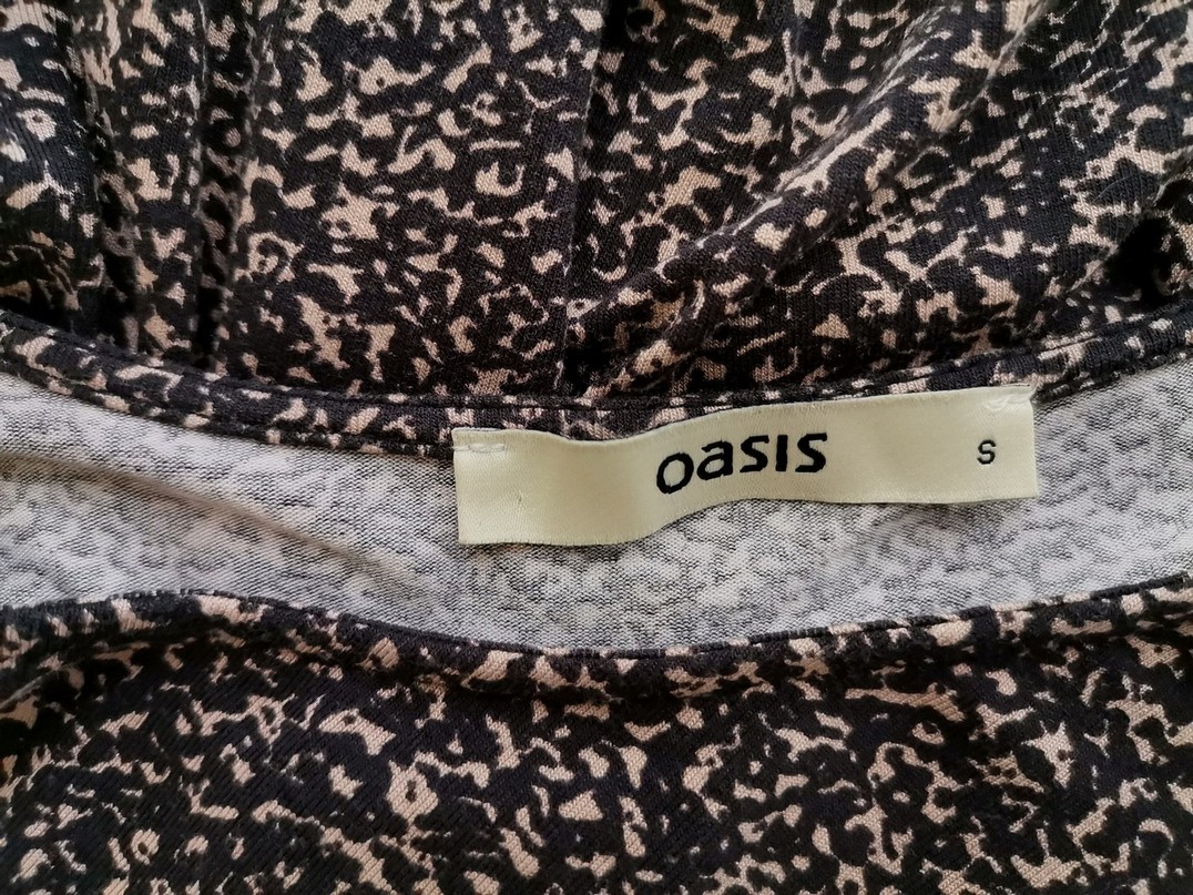 Oasis Rozmiar S Kolor Czarny Okrągły dekolt Sukienka Sweterkowa Rękaw 3/4 Długa Materiał Wiskoza Oasis Rozmiar S Kolor Czarny Okrągły dekolt Sukienka Sweterkowa Rękaw 3/4 Długa Materiał Wiskoza