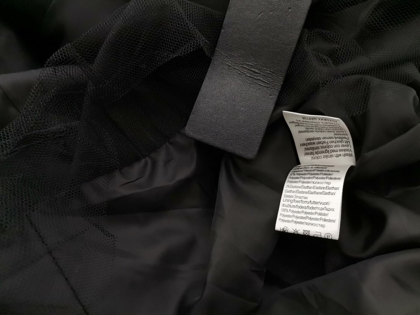 B.YOUNG Rozmiar 42 Kolor Czarny Halter Suknia Balowa Sukienka Wieczorowa Bezrękawnik Krótka B.YOUNG Rozmiar 42 Kolor Czarny Halter Suknia Balowa Sukienka Wieczorowa Bezrękawnik Krótka
